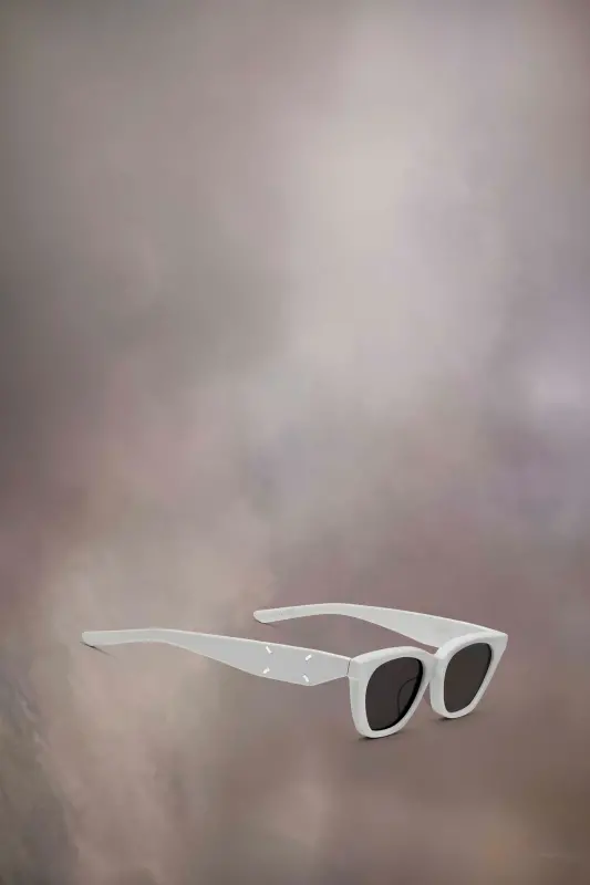 Maison Margiela Gray Cat-Eye Sunglasses x Gentle Monster​ Grey online