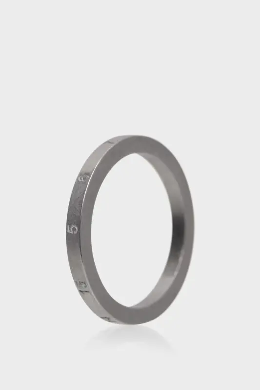 Maison Margiela Slim Silver Ring: Numerical Ring Silver online