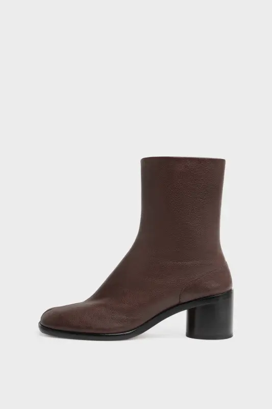 Maison Margiela Mens Camel Tabi Ankle Boots Brown online