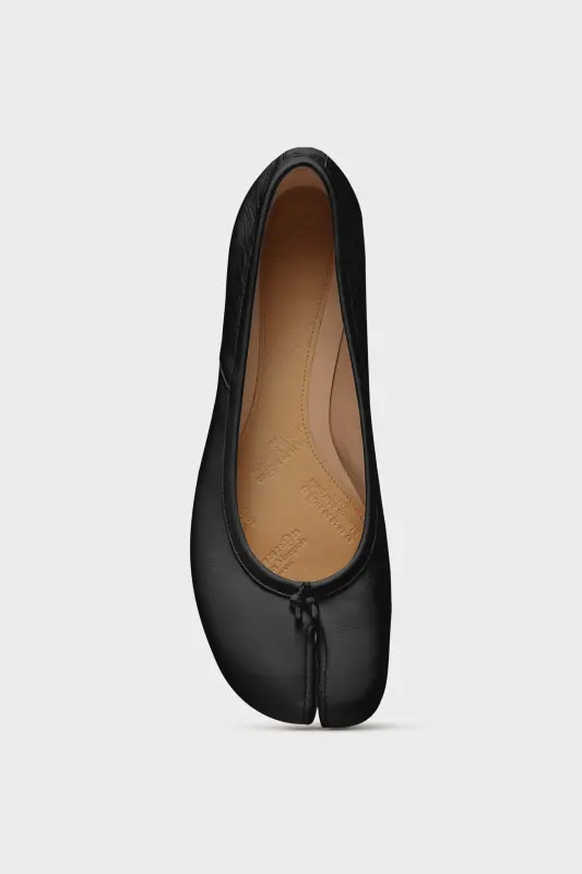 Maison Margiela Tabi Ballet Flats White Black online