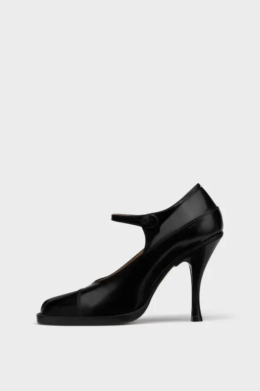 Maison Margiela Tabi Bourgeoise Pump Black online